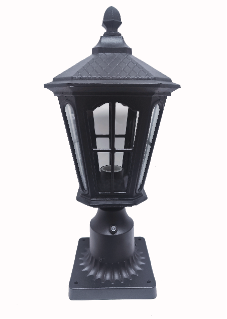 Outdoor column lights with light sensors